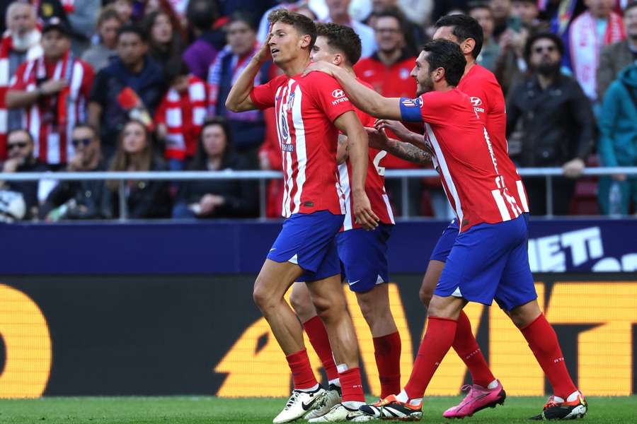 El Atlético de Madrid celebra un gol de Llorente 