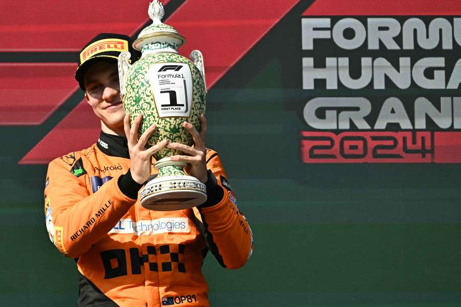 Oscar Piastri festeggia la sua prima vittoria in Formula 1