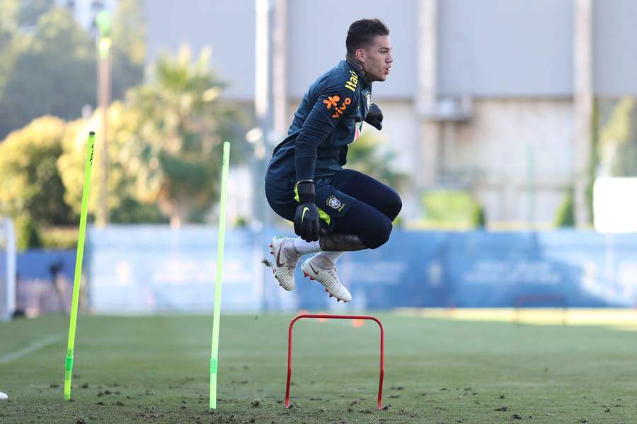 Ederson pulou o futebol brasileiro direto para a Suíça