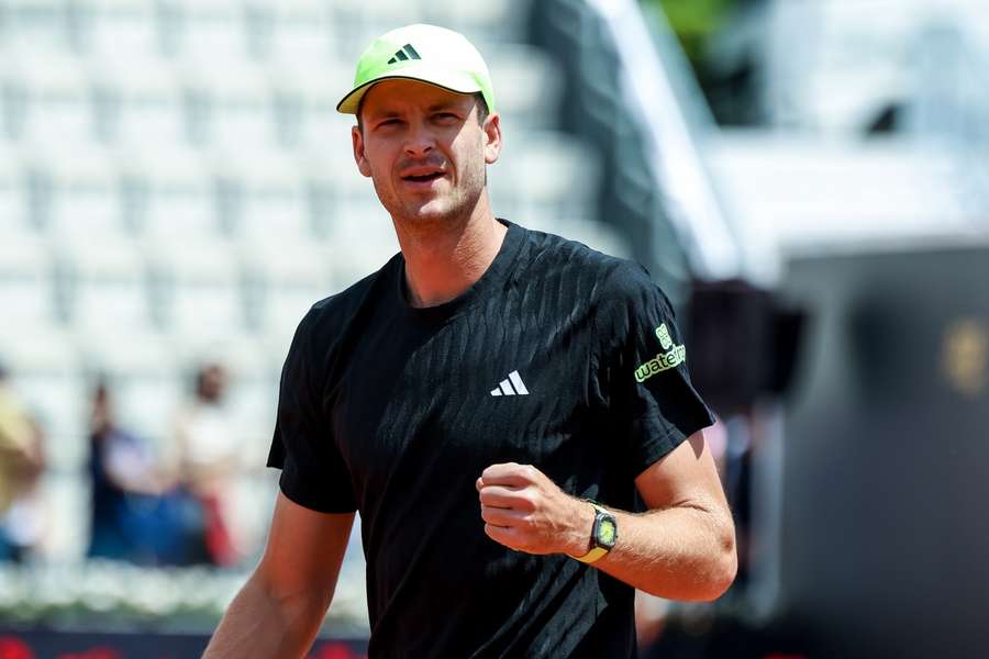 Tenis Flash: Hubert Hurkacz walczy o kolejną rundę turnieju w Rzymie