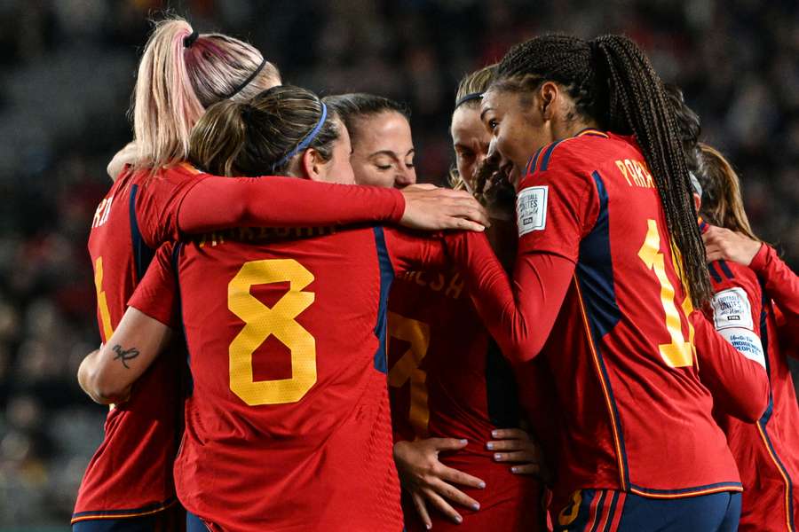 A Espanha chegou ao topo do ranking da FIFA pela primeira vez
