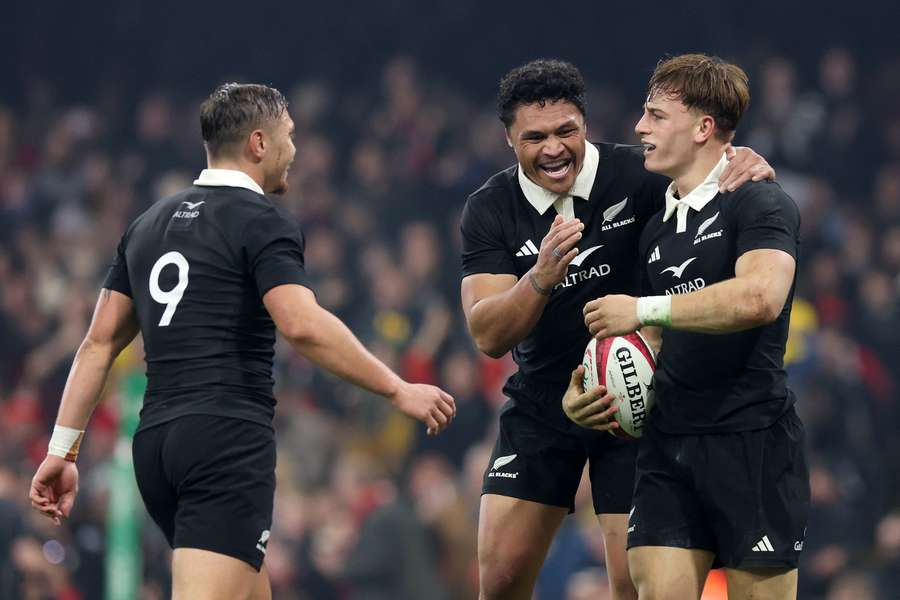 Les All Blacks à Cardiff le 22 novembre. Les All Blacks à Cardiff le 22 novembre.