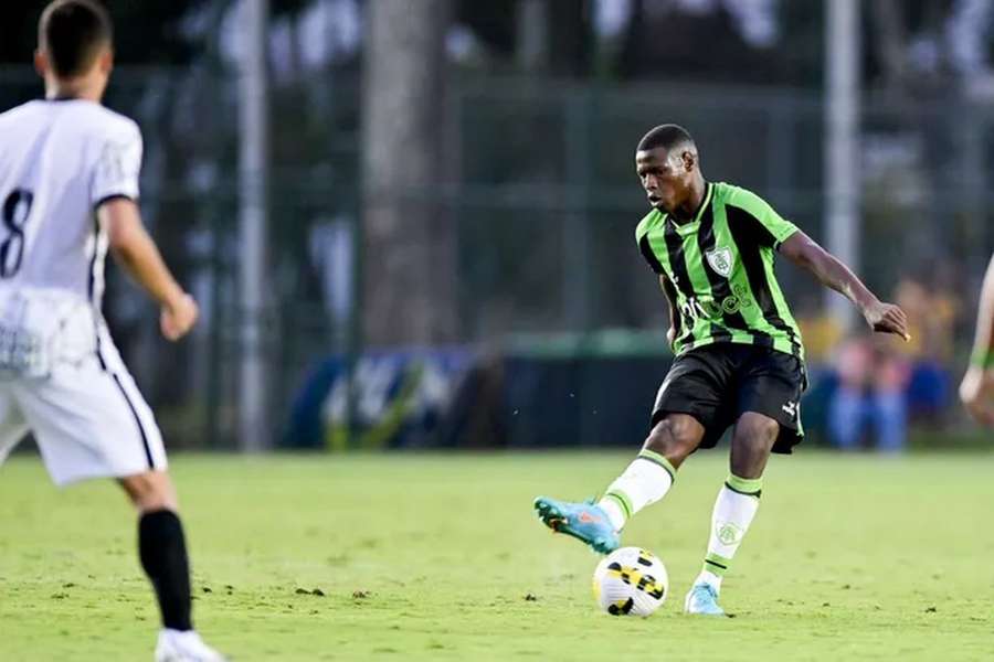 Luan Campos chega do América Mineiro