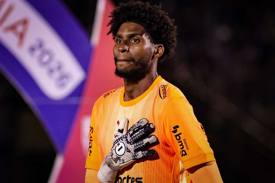 Hugo Souza é um dos destaques do Corinthians Hugo Souza é um dos destaques do Corinthians