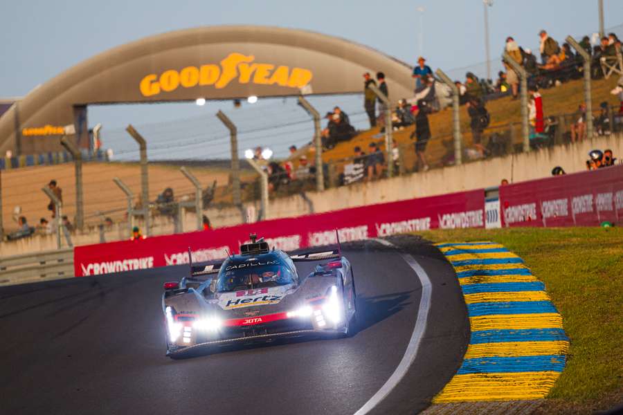 Uma Cadillac em Le Mans Uma Cadillac em Le Mans