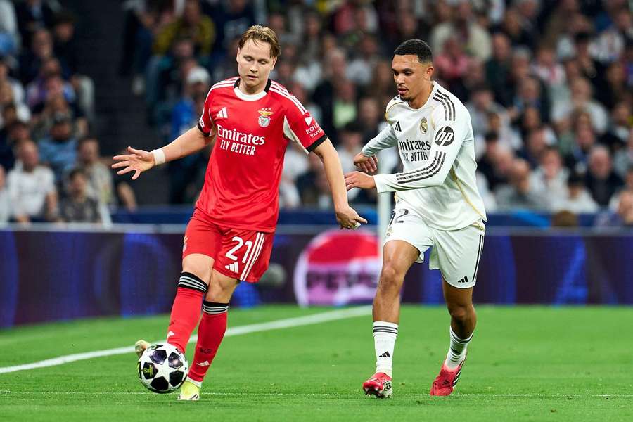 Schjelderup fez dois golos diante do Real Madrid Schjelderup fez dois golos diante do Real Madrid