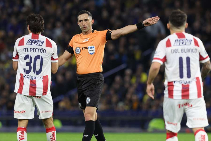 Unión cae en el Clausura