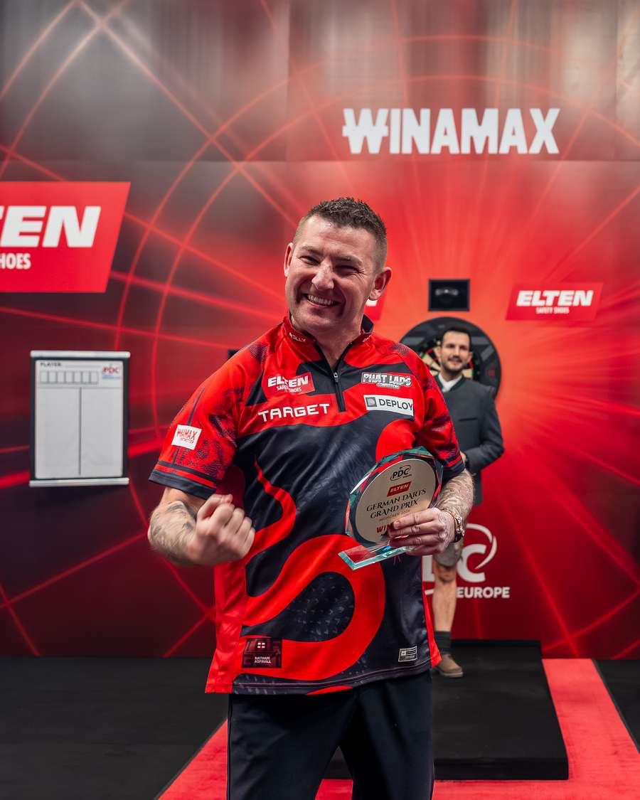 Nathan Aspinall gewann den German DartsGrand Prix am Osterwochenende.
