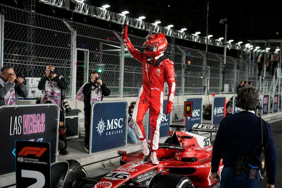 Charles Leclerc terminou GP de Las Vegas na segunda posição