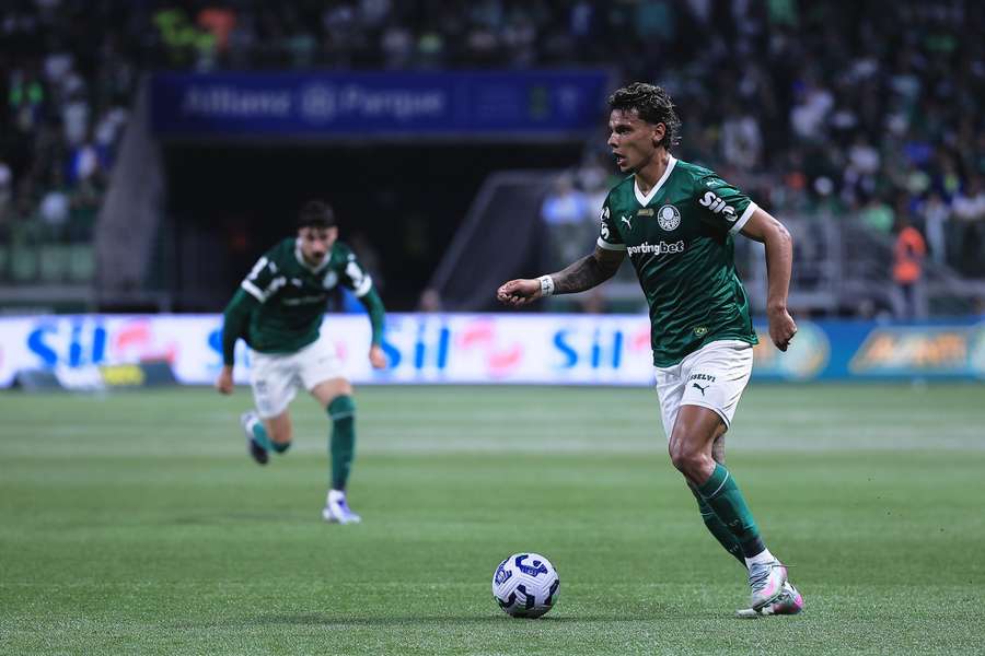 Richard Ríos está más cerca de cambiar el Palmeiras por el Benfica
