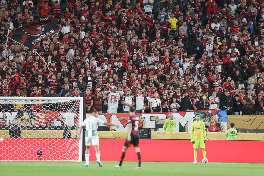 A torcida do Flamengo compareceu em peso na Filadélfia A torcida do Flamengo compareceu em peso na Filadélfia