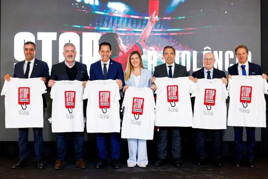 Apresentação de campanha contra a violência