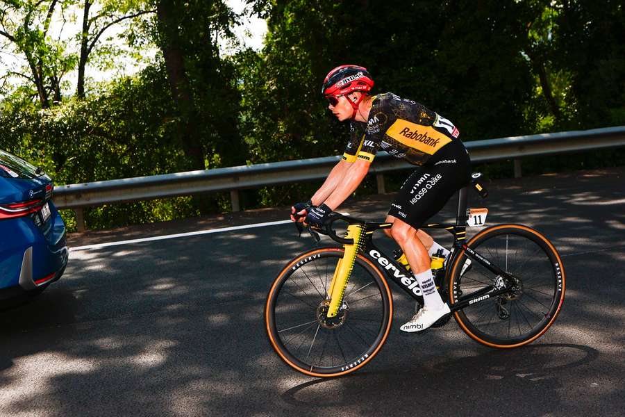 Jonas Vingegaard est tombé à un peu plus de 20 kilomètres de l’arrivée Jonas Vingegaard est tombé à un peu plus de 20 kilomètres de l’arrivée