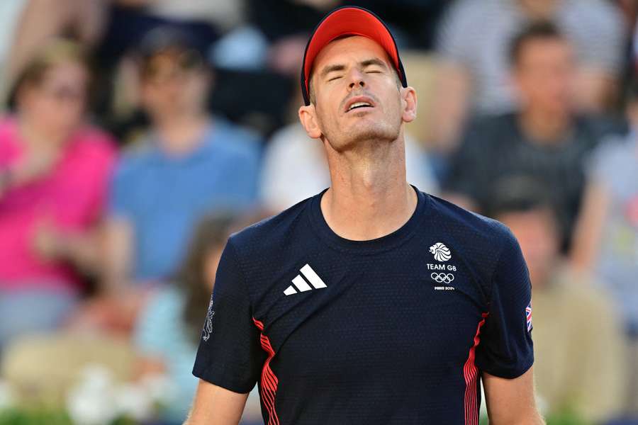 Andy Murray uzavřel kariéru čtvrtfinálovou porážkou ve čtyřhře v olympijském turnaji.