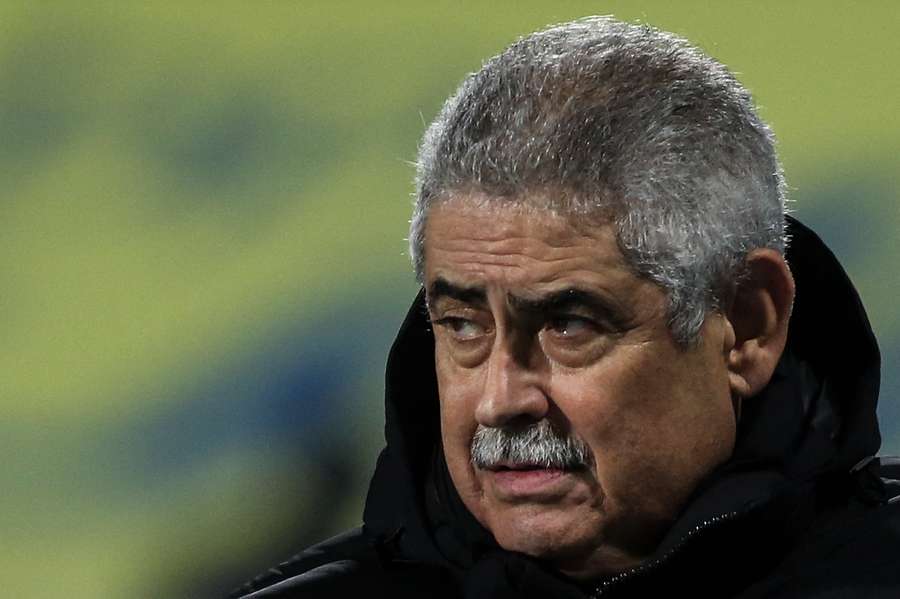 Benfica anunciou a intenção de adquirir as ações correspondentes a 3,28% da SAD encarnada que foram penhoradas ao antigo presidente Luís Filipe Vieira