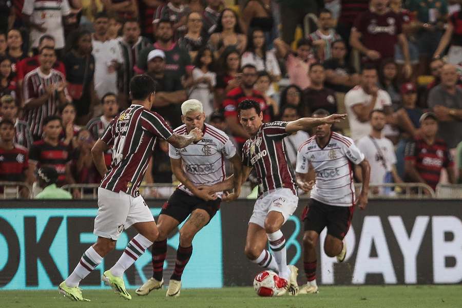 O Flamengo dominou o meio-campo durante os 90 minutos