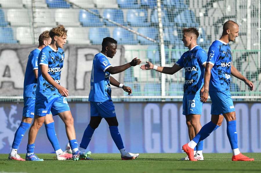 Mladá Boleslav deklasovala Baník 4:0.