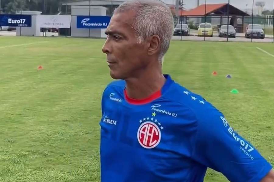 Romário vai jogar alguns minutos da Série A2 do Campeonato Carioca 