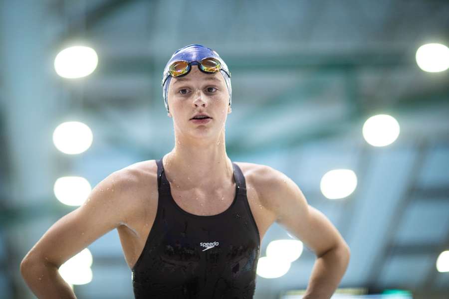 Summer McIntoshová zaplavala na národním šampionátu v Torontu světový rekord na 400 metrů.