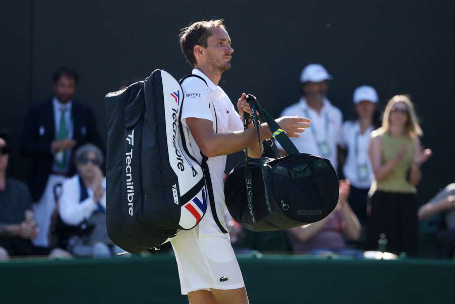 Medvedev battu par l'Allemand Struff au troisième tour à Medvedev battu par l'Allemand Struff au troisième tour à
