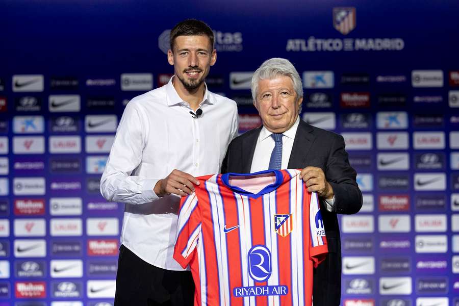 Vitor Roque i Lenglet zostali wypożyczeni z Barcelony do innych klubów