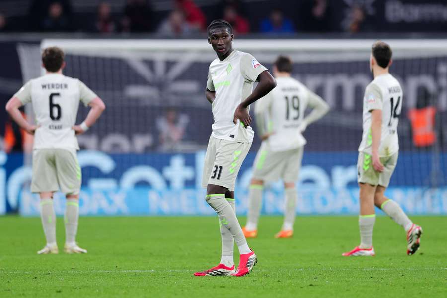 Bremen muss um den Klassenerhalt bangen Bremen muss um den Klassenerhalt bangen