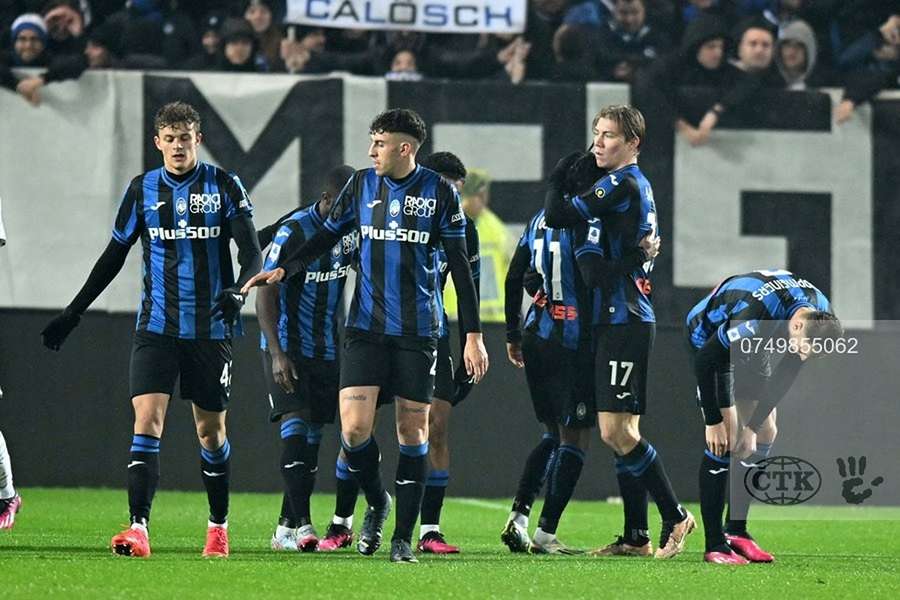 Rasmus Højlund bombede og trak to straffespark  i Atalanta-sejr på 8-2