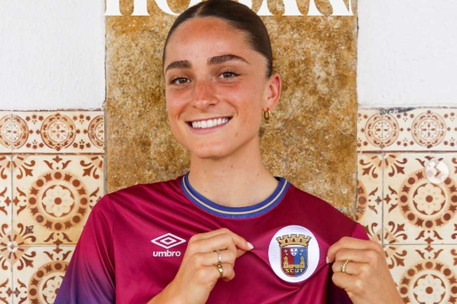 Sophie Hoban oficializada no Torreense