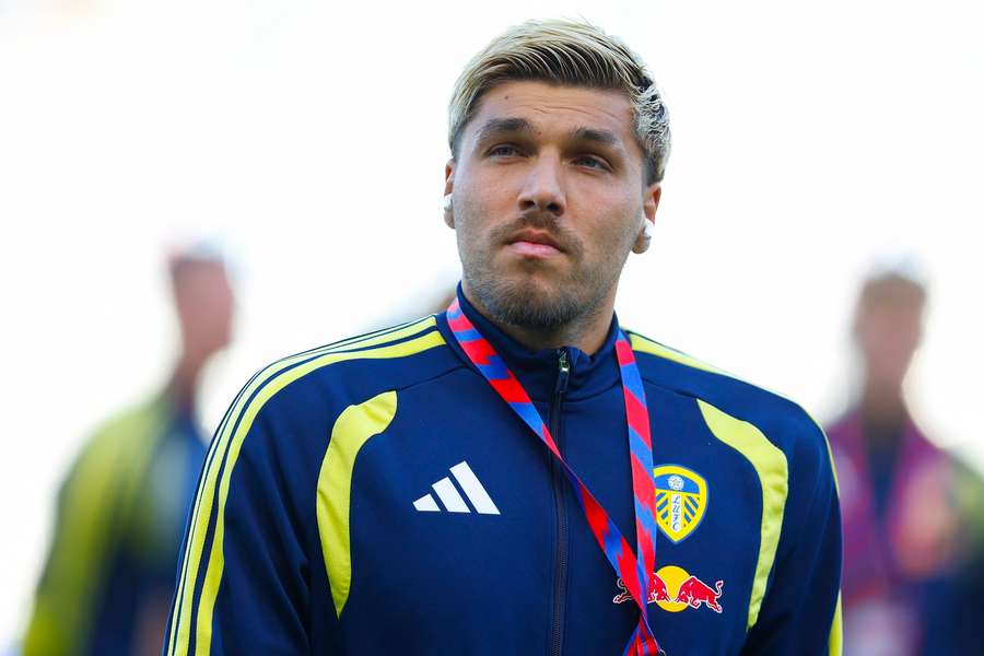 West Ham progressing in move for Leeds' Joel Piroe as Troy Parrott talks stall West Ham progressing in move for Leeds' Joel Piroe as Troy Parrott talks stall