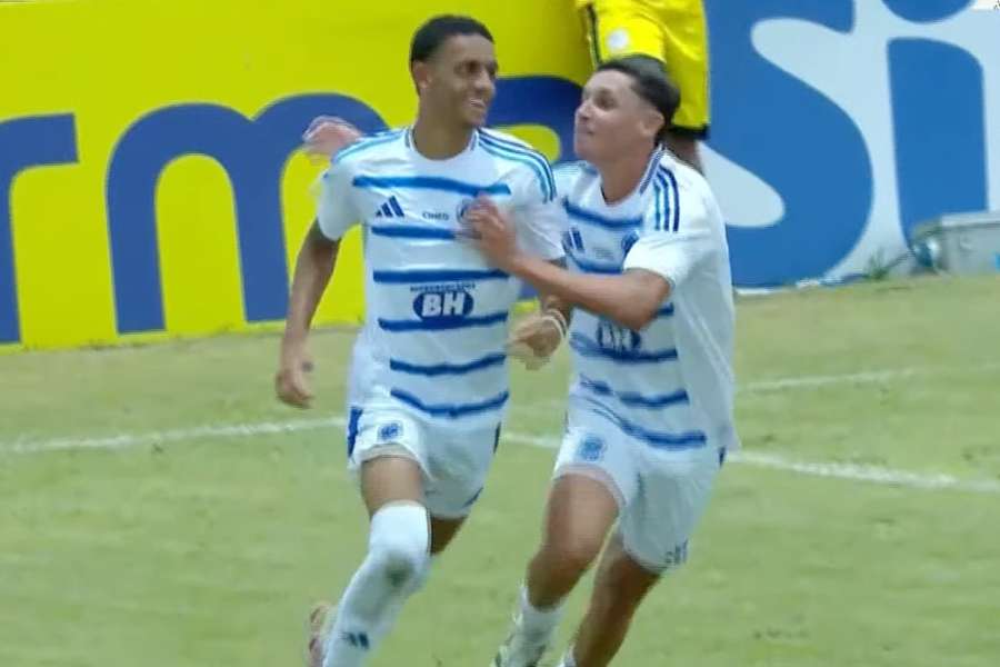 O Cruzeiro sofreu, mas avançou na Copinha