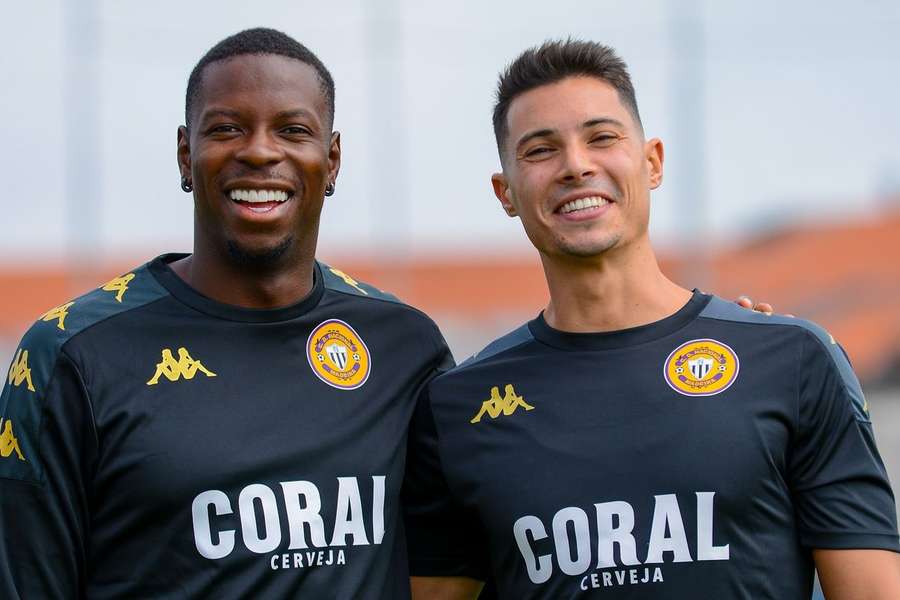 Filipe Soares ao lado de Lucas João