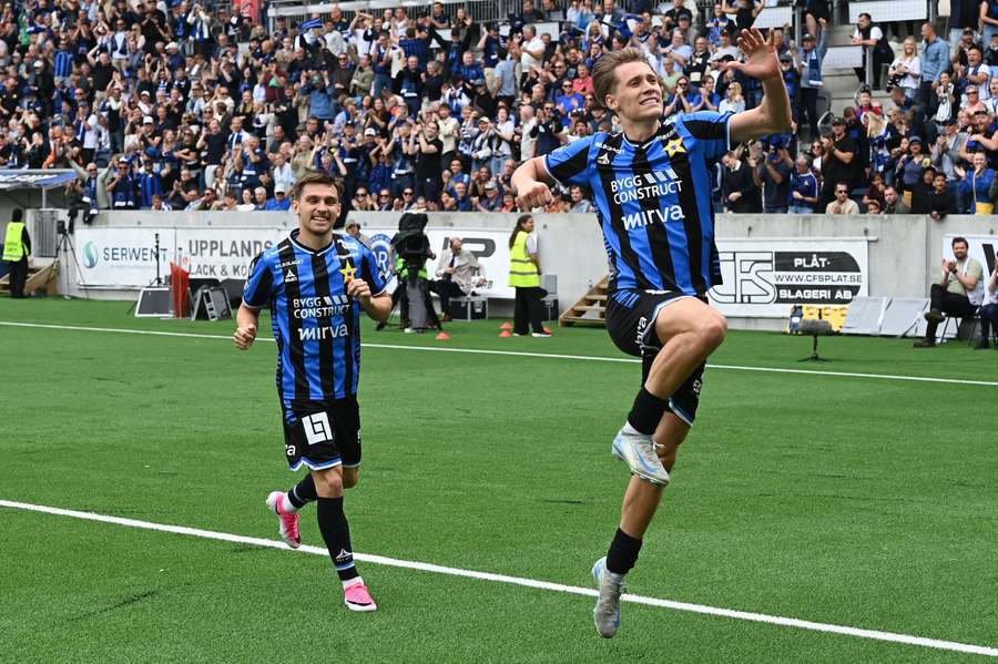 Marcus Lindberg celebrates his goal for Sirius Marcus Lindberg celebrates his goal for Sirius