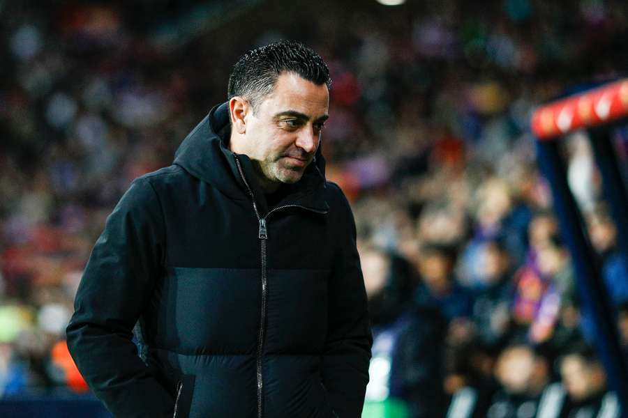 Xavi anunciou a  decisão de abandonar o cargo de treinador do Barça em janeiro