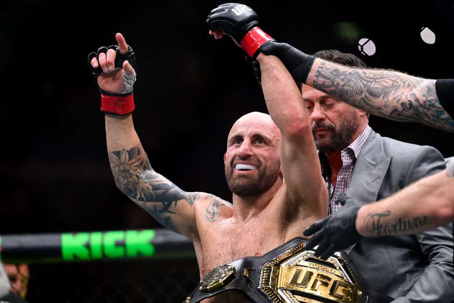 Alexander Volkanovski cemented his supremacy in the UFC featherweight division after again outlasting rival Diego Lopes