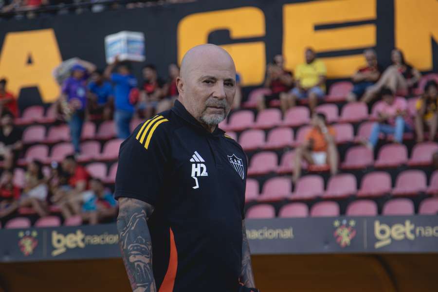 Atlético de Sampaoli vem de vitória contra o Sport, de virada Atlético de Sampaoli vem de vitória contra o Sport, de virada