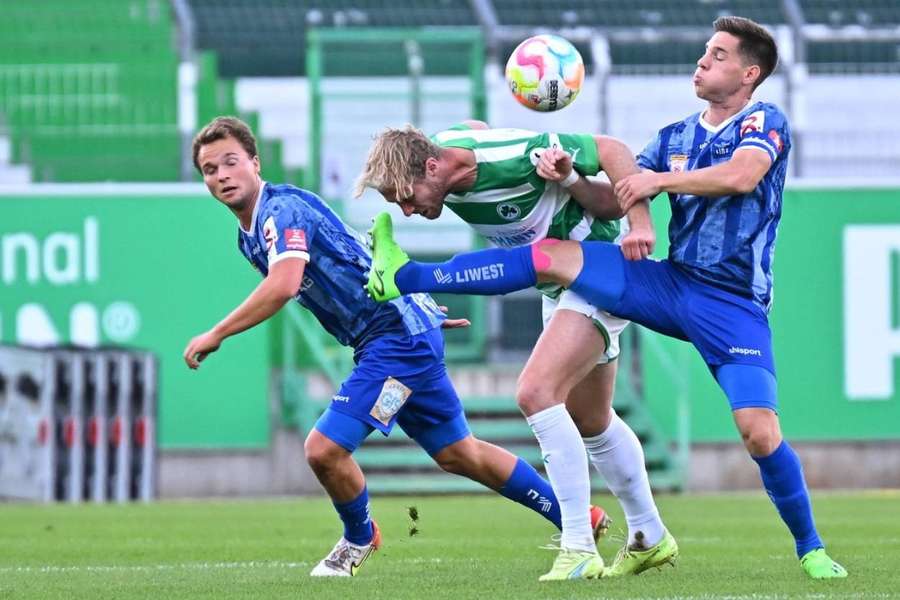 Hráči Blau-Weiss Linec v letní přípravě, v níž vyzvali třeba i PSV Eindhoven.