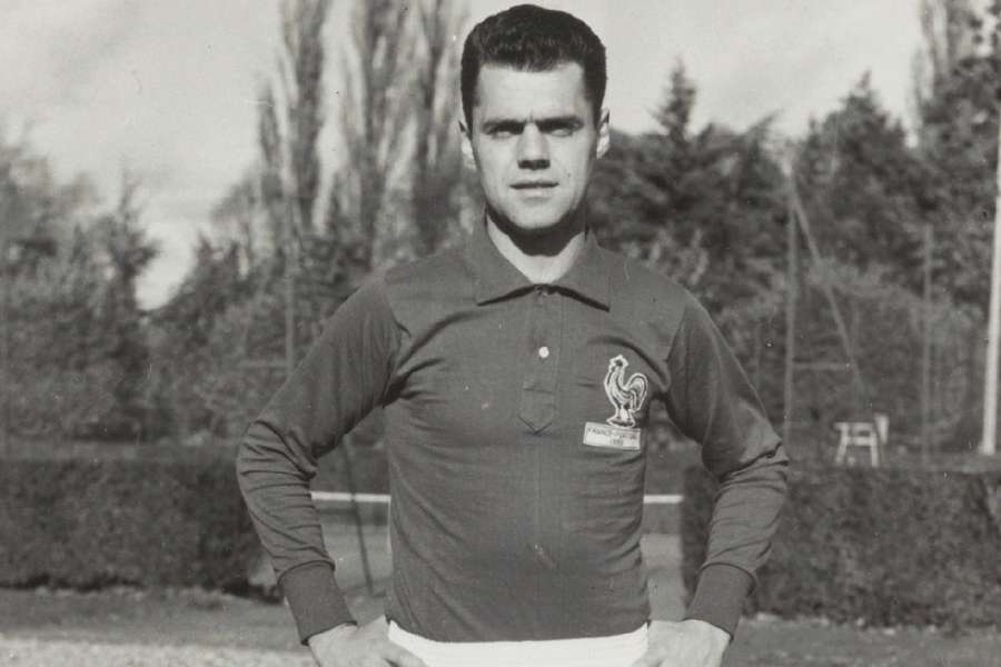 Lucien Muller durante presença na seleção francesa