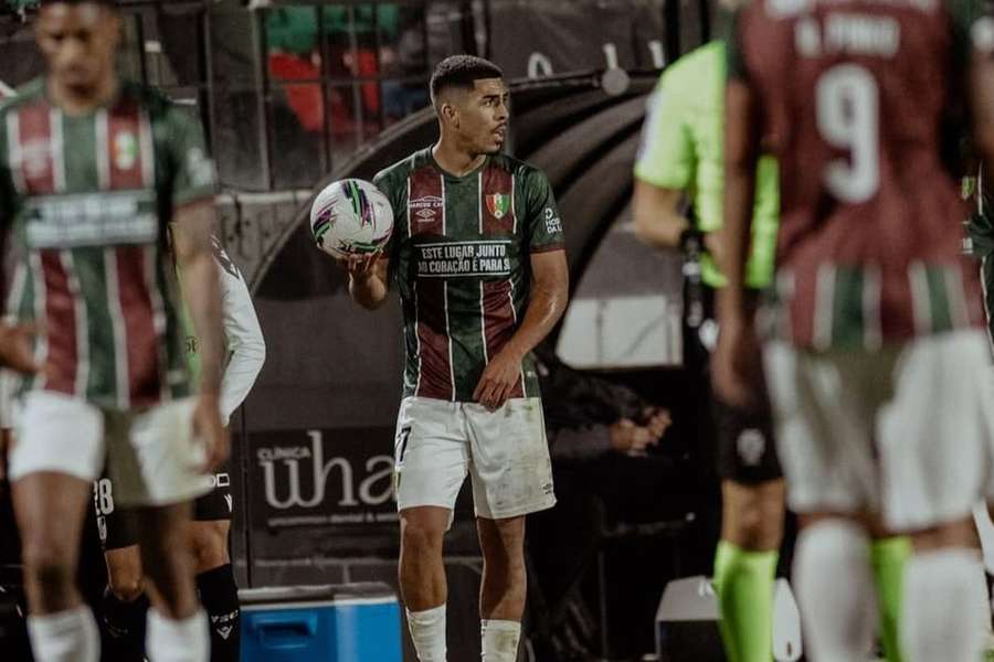 Danilo destacou-se no Estrela da Amadora Danilo destacou-se no Estrela da Amadora