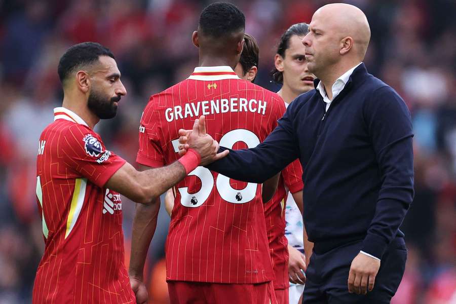 Arne Slot con Mohamed Salah Arne Slot con Mohamed Salah