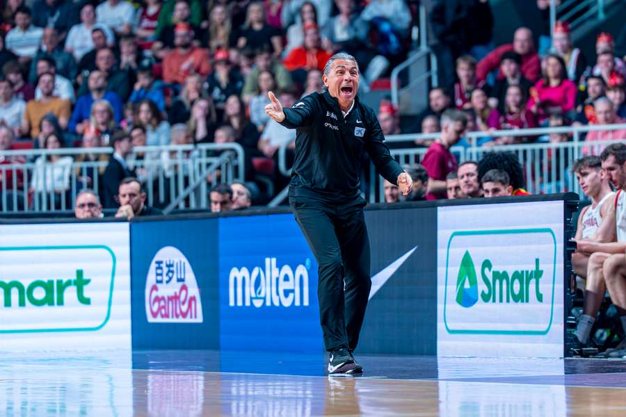Scariolo, durante un partido de la fase de clasificación para el Eurobasket