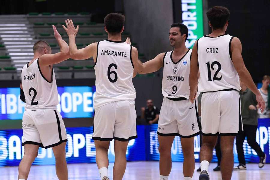 Sporting é um dos líderes do grupo C