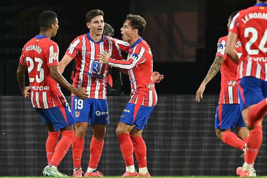 Atlético de Madrid achou gol da vitória aos 45 minutos do 2° tempo