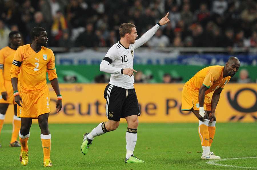 Lukas Podolski célèbre son but lors du match amical entre l’Allemagne et la Côte d’Ivoire, disputé à Gelsenkirchen en 2009. Lukas Podolski célèbre son but lors du match amical entre l’Allemagne et la Côte d’Ivoire, disputé à Gelsenkirchen en 2009.