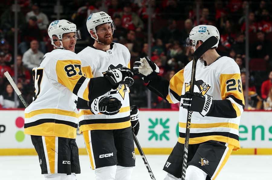 NHL: spettacolo a Pittsburgh e i Penguins stendono i Panthers all'overtime