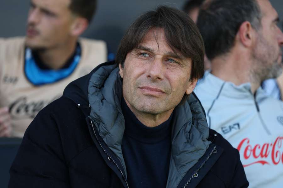 Antonio Conte, treinador do Nápoles