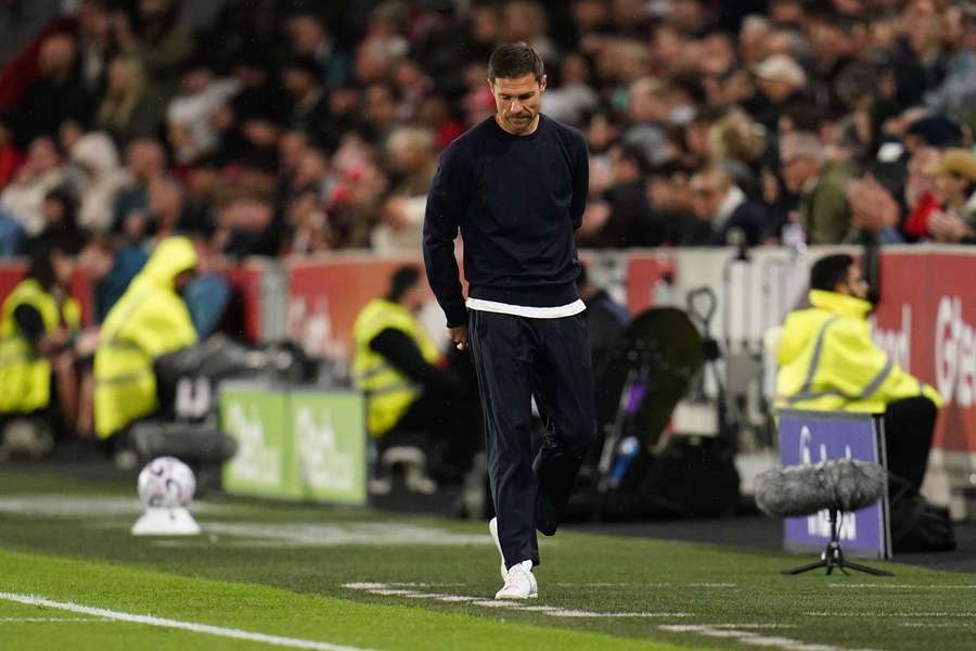 Alonso zaknihoval prehru v malom derby. Alonso zaknihoval prehru v malom derby.