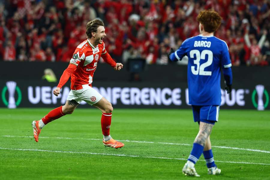 Mayence climatise Strasbourg en 20 minutes et prend une option sur les demies Mayence climatise Strasbourg en 20 minutes et prend une option sur les demies