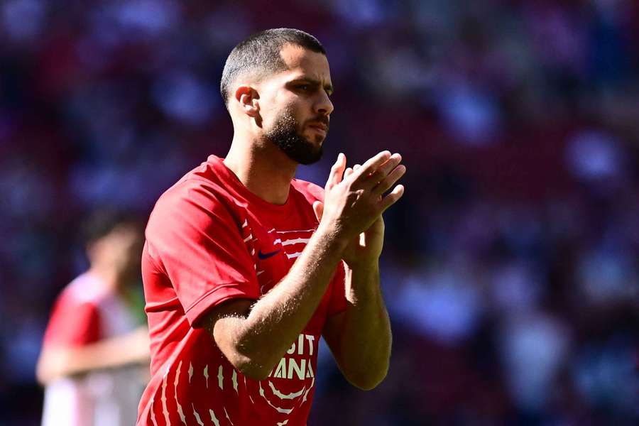 Atletico Madrid's David Hancko during the warm-up before the derby 