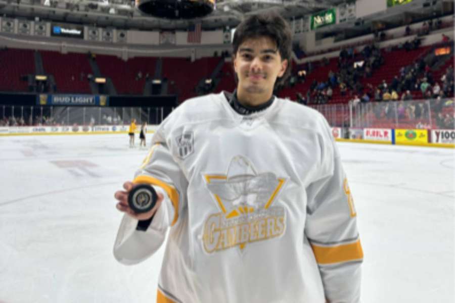 Henriquez zažil úspešný večer. Henriquez zažil úspešný večer.