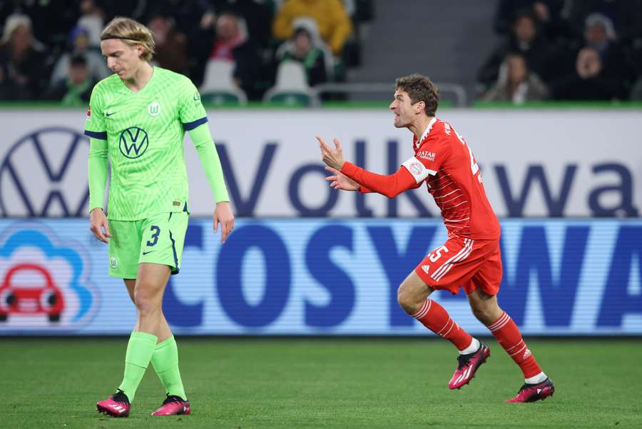 Nach 19 Minuten stand es bereits 3:0 für die Bayern, Thomas Müller zog zum Torjubel ab